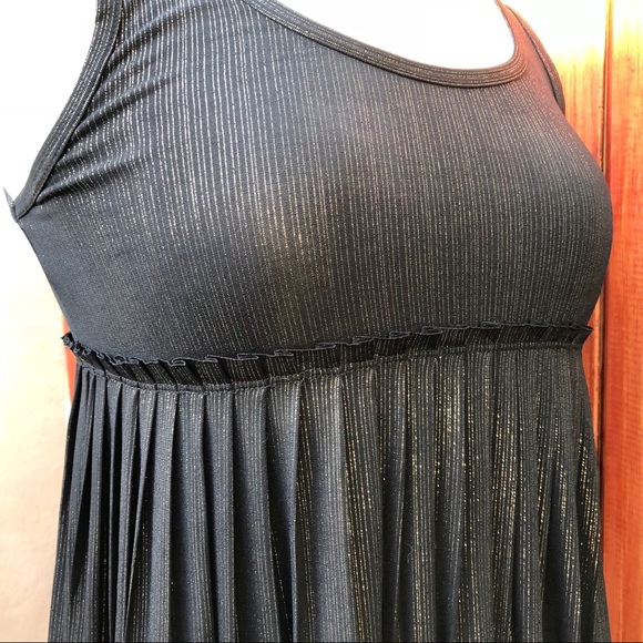 VeronicaM. Shimmer cocktail dress. Offers welcome. - Picture 7 of 8